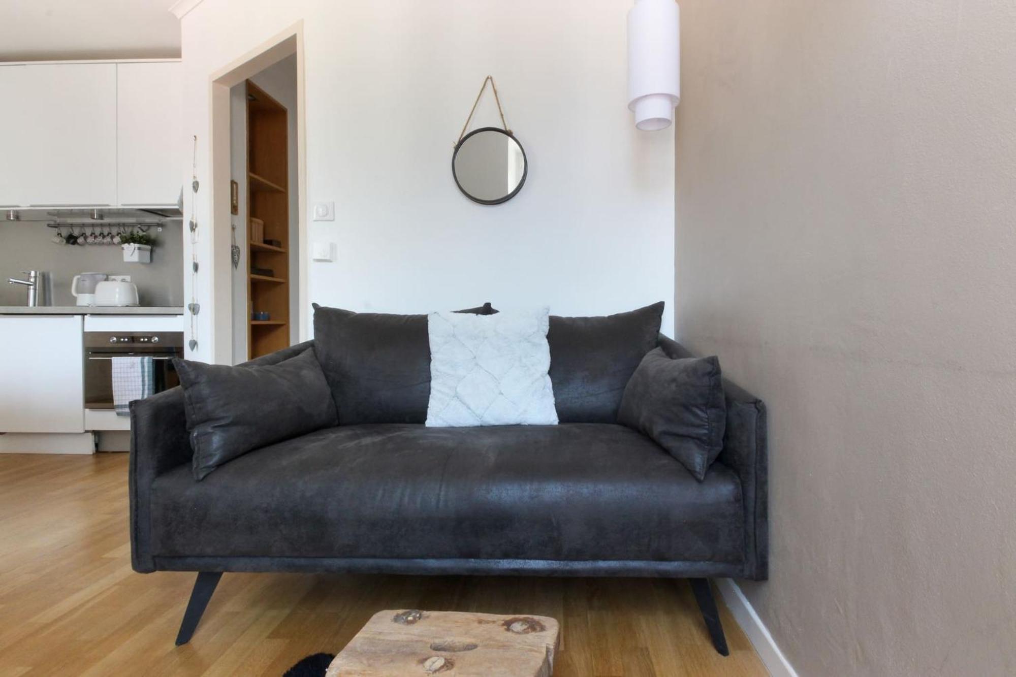 Nook 42 - The Loft - Central 2Br W/ Balcony Views Σαμονί Εξωτερικό φωτογραφία
